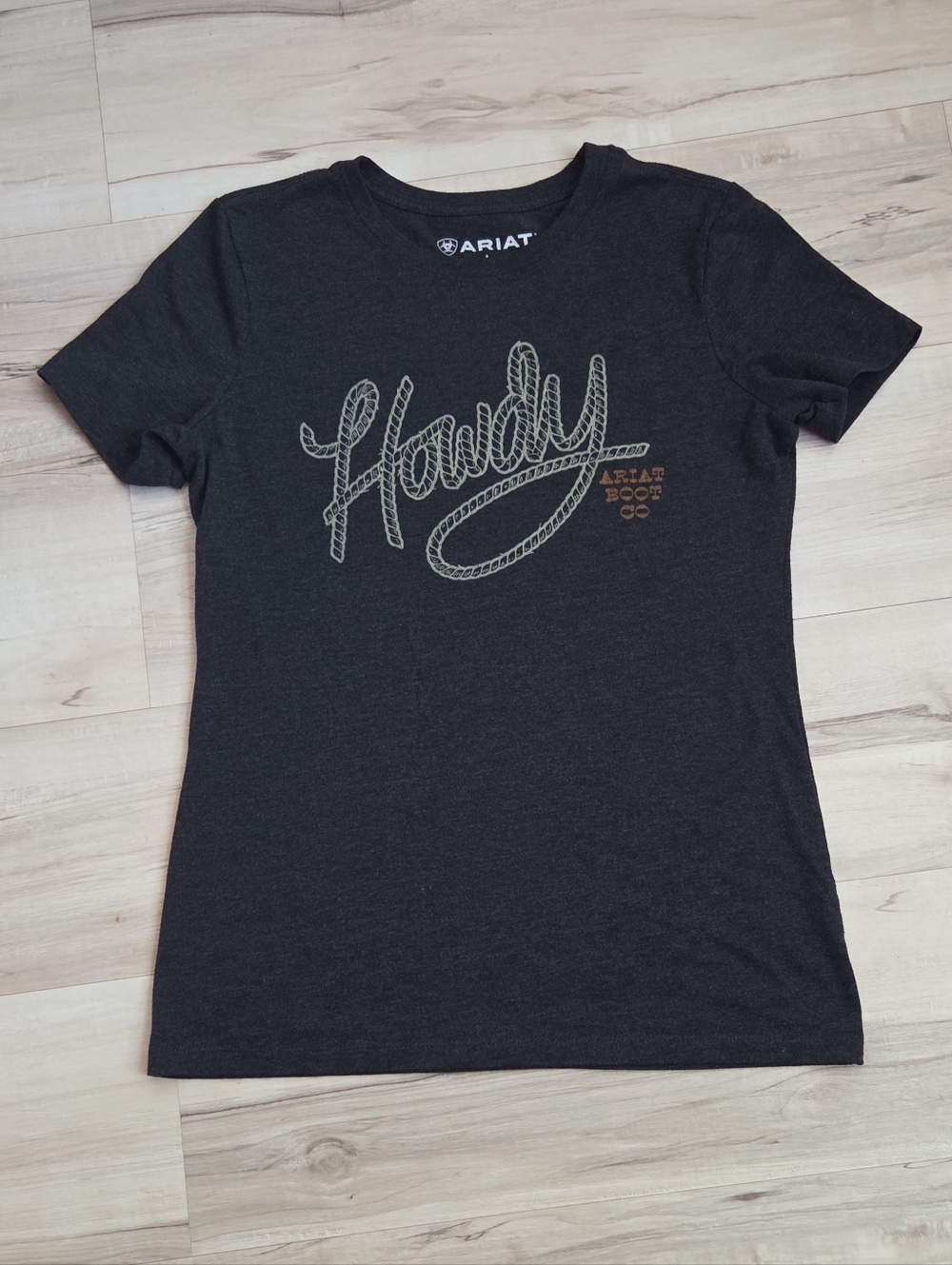 Ariat Women's Charcoal 'Howdy' Short Sleeve Tee